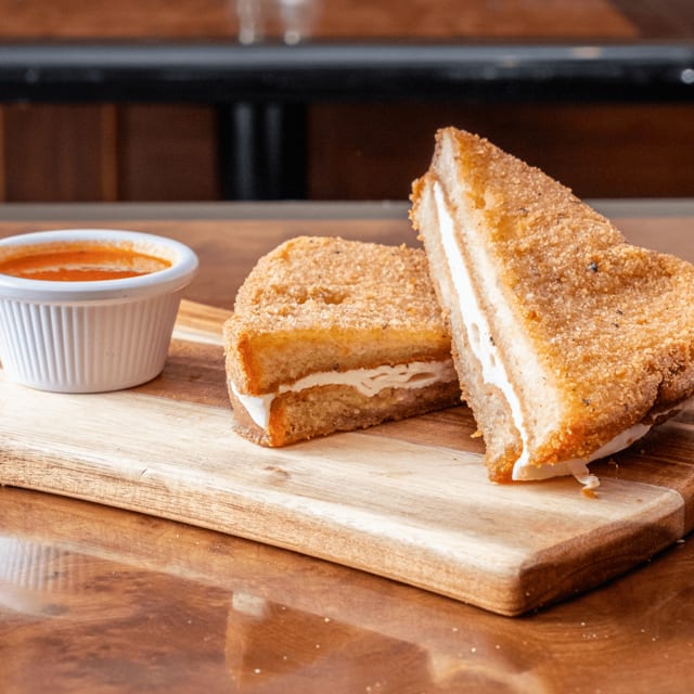 Mozzarella Carozza.